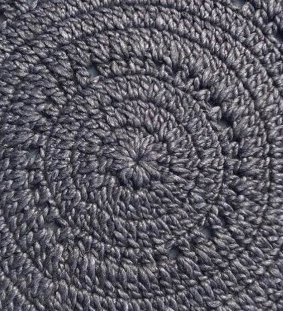 Detec™ Floral Pattern Jute Hand Tufted Jute Rug